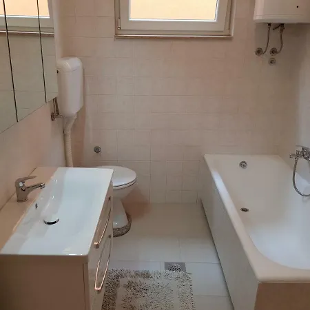 Duje * ביבינייה